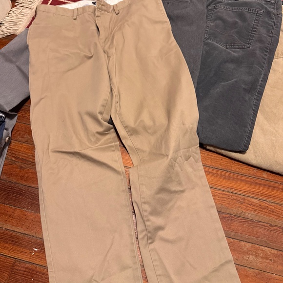 Versatile men's pants by Lands' End. Includes gray, tan, and blue options. Perfe - Picture 5 of 9